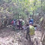 次の目的地、高取山まで一旦下りが続く