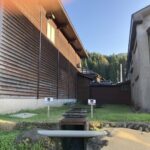 渡辺酒造店豊穣蔵を分断する断層