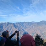 山頂から少し歩いた希望峰からは、南アルプスの南部を一望