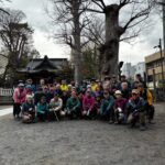 出発前に全員の集合写真を撮らなくっちゃ